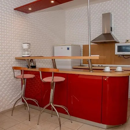 Private Studio At Central Sunny Beach With Balcony